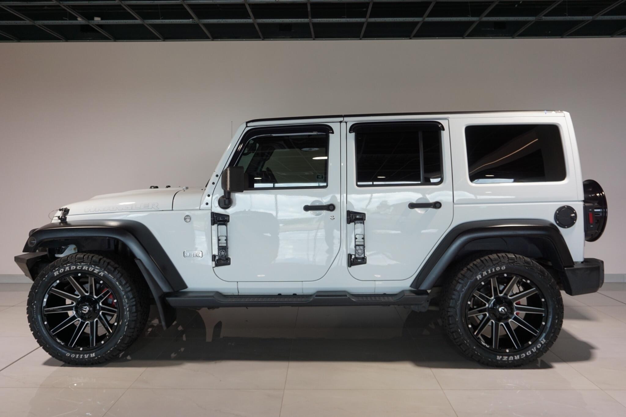 Jeep Wrangler 3.6 V6 JK Edition SUV 4dr Petrol Auto 4WD Euro 6 (280 bhp)